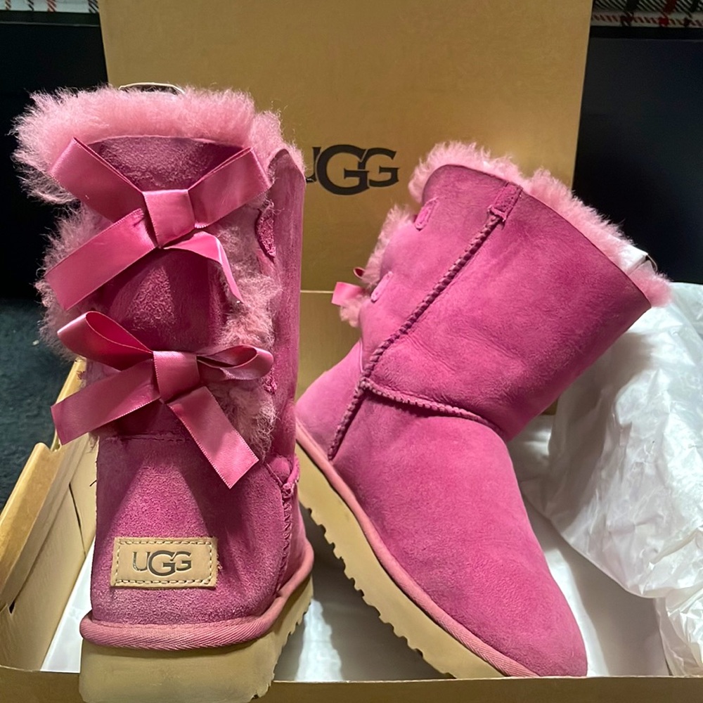 Bailey Bow II Uggs